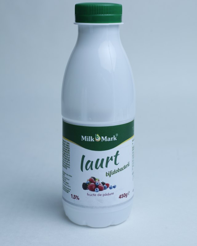 Iaurt fructe de pădure 1.5%